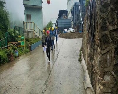 遵守清静生产法 当好第一责任人——地矿集团“清静生产月”系列主题活动报道（二）_下层动态_新闻中心_J9集团有限责任公司