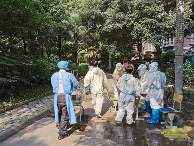 母子档助力小区疫情防控_下层动态_新闻中心_J9集团有限责任公司