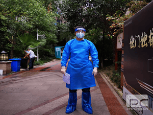 亮明身份并肩作战  争当抗疫先锋楷模_协同多元工业_工业生长_J9集团有限责任公司