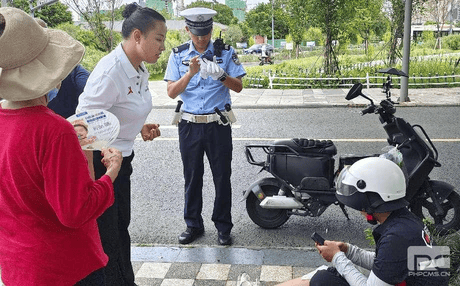 “与大运偕行 服务创佳绩” 冶勘物流公司起劲加入成都大运会都会自愿服务事情_协同多元工业_工业生长_J9集团有限责任公司
