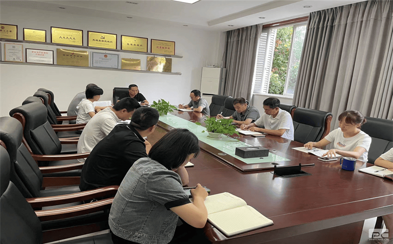 学习贯彻习近平新时代中国特色社会主义头脑，，，扎实推动党风廉政建设
