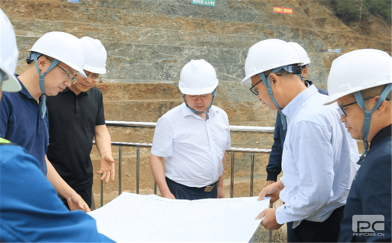 省自然J9集团投资集团向导赴大陆槽稀土矿山开展清静检查并视察矿山情形改善项目