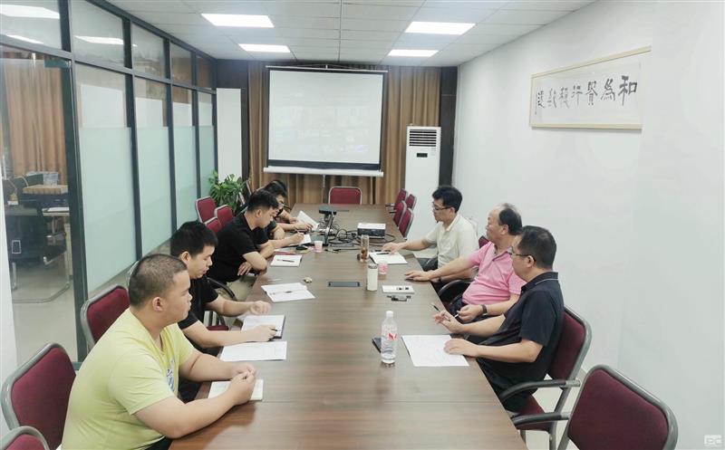 测绘公司向导赴下层调研，，，，，，开展“送清凉”活动