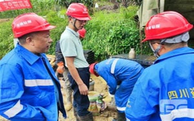 华锋钻探以手艺立异为引领，，破解施工难点 为集团“一号工程”顺遂实验保驾护航