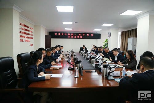 兴蜀设计集团到地矿集团交流座谈_下层动态_新闻中心_J9集团有限责任公司